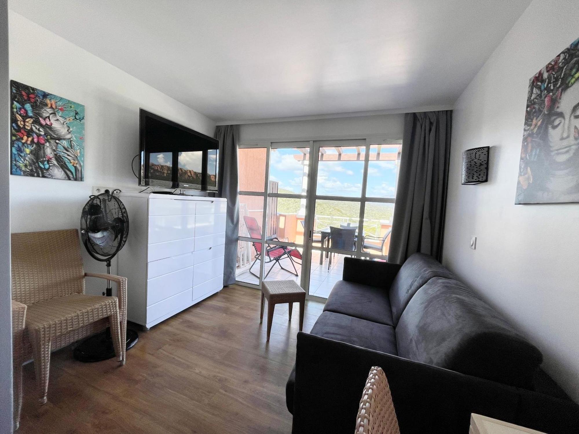 Appartement Cap Esterel 4/5 Personnes Saint-Raphael  Exterior photo