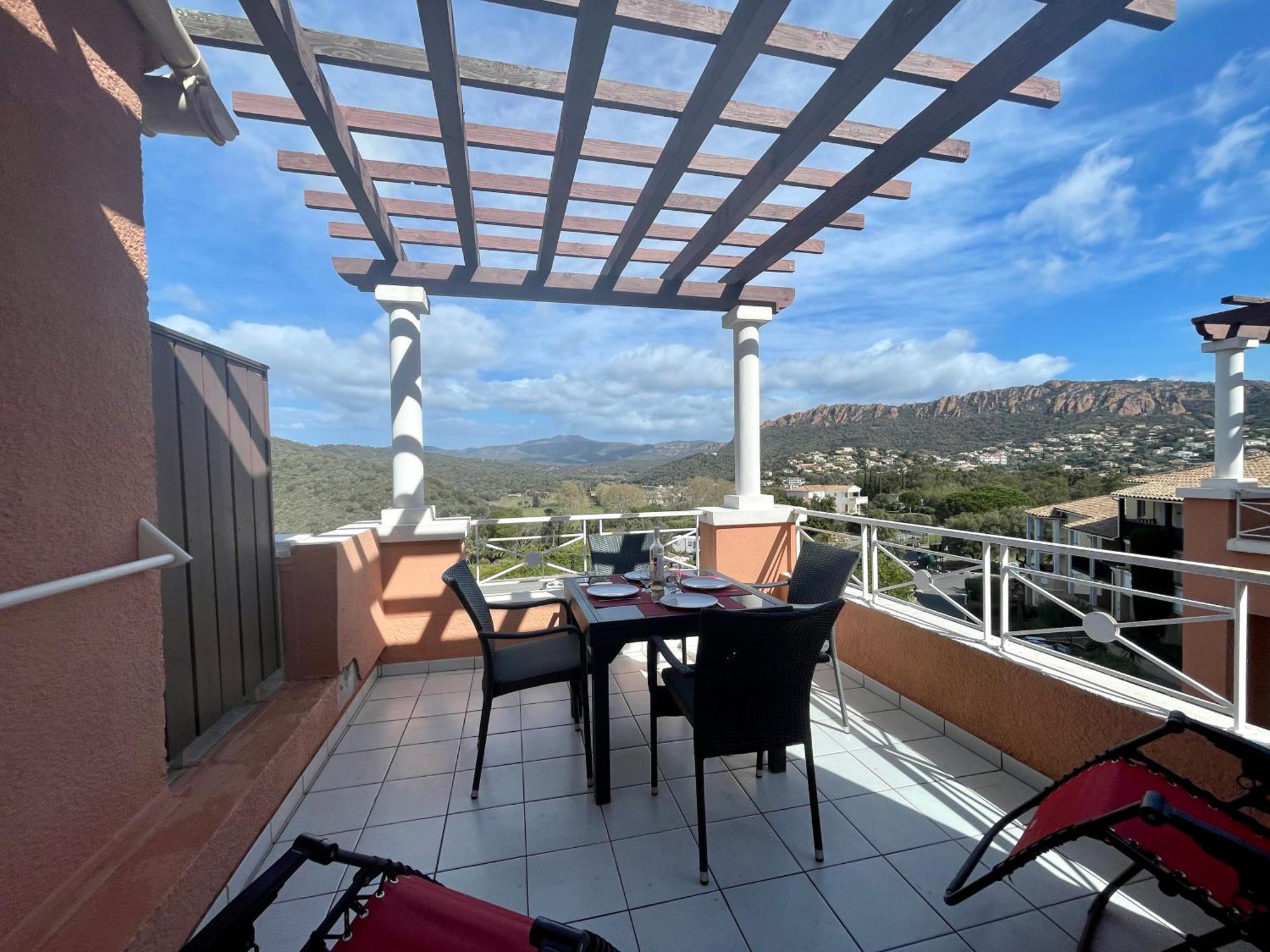 Appartement Cap Esterel 4/5 Personnes Saint-Raphael  Exterior photo