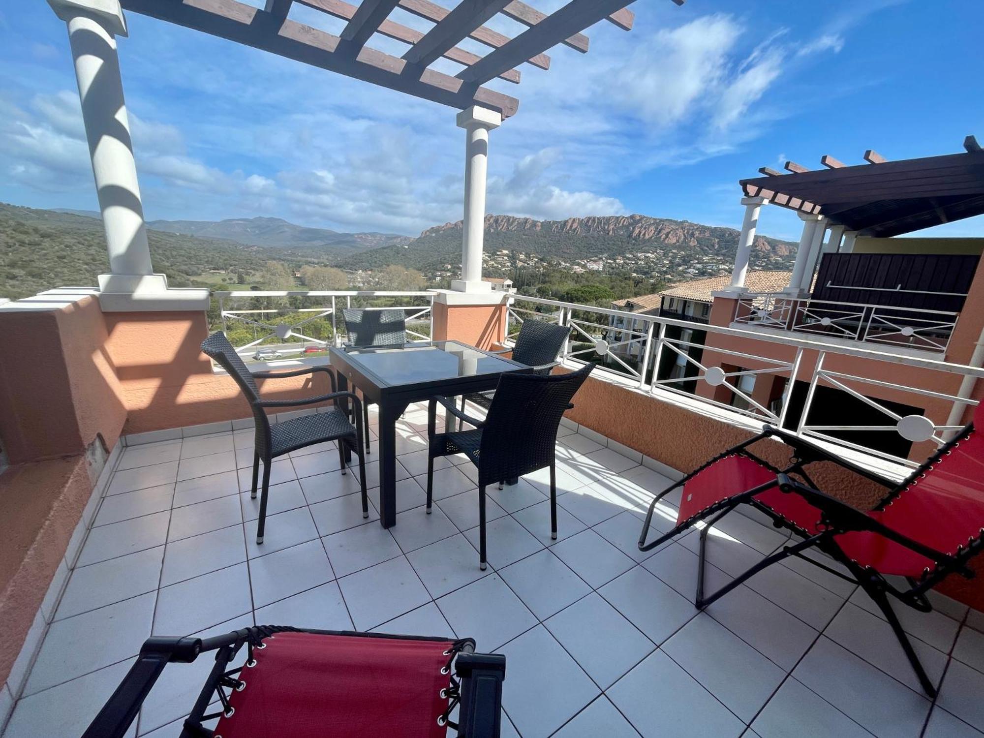 Appartement Cap Esterel 4/5 Personnes Saint-Raphael  Exterior photo